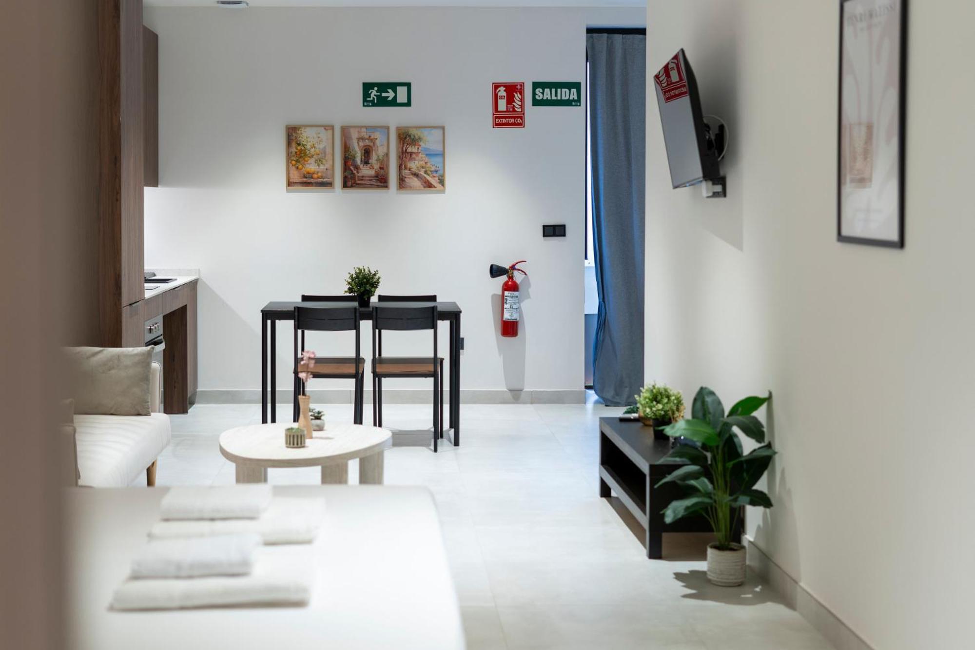 Vlc Host - Luz Casanova Appartement *